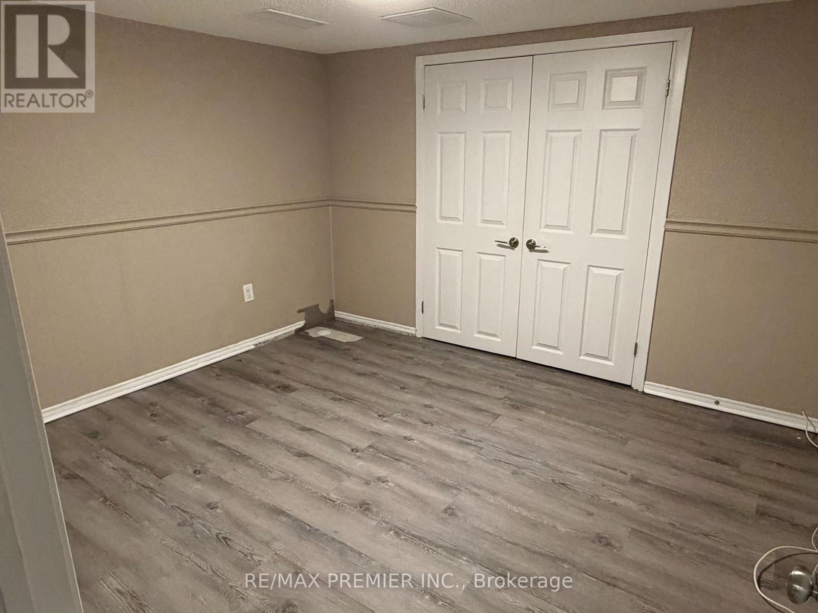 Bsmt - 404 Rustic Road, Toronto, Ontario  M6L 1W7 - Photo 6 - W13251508