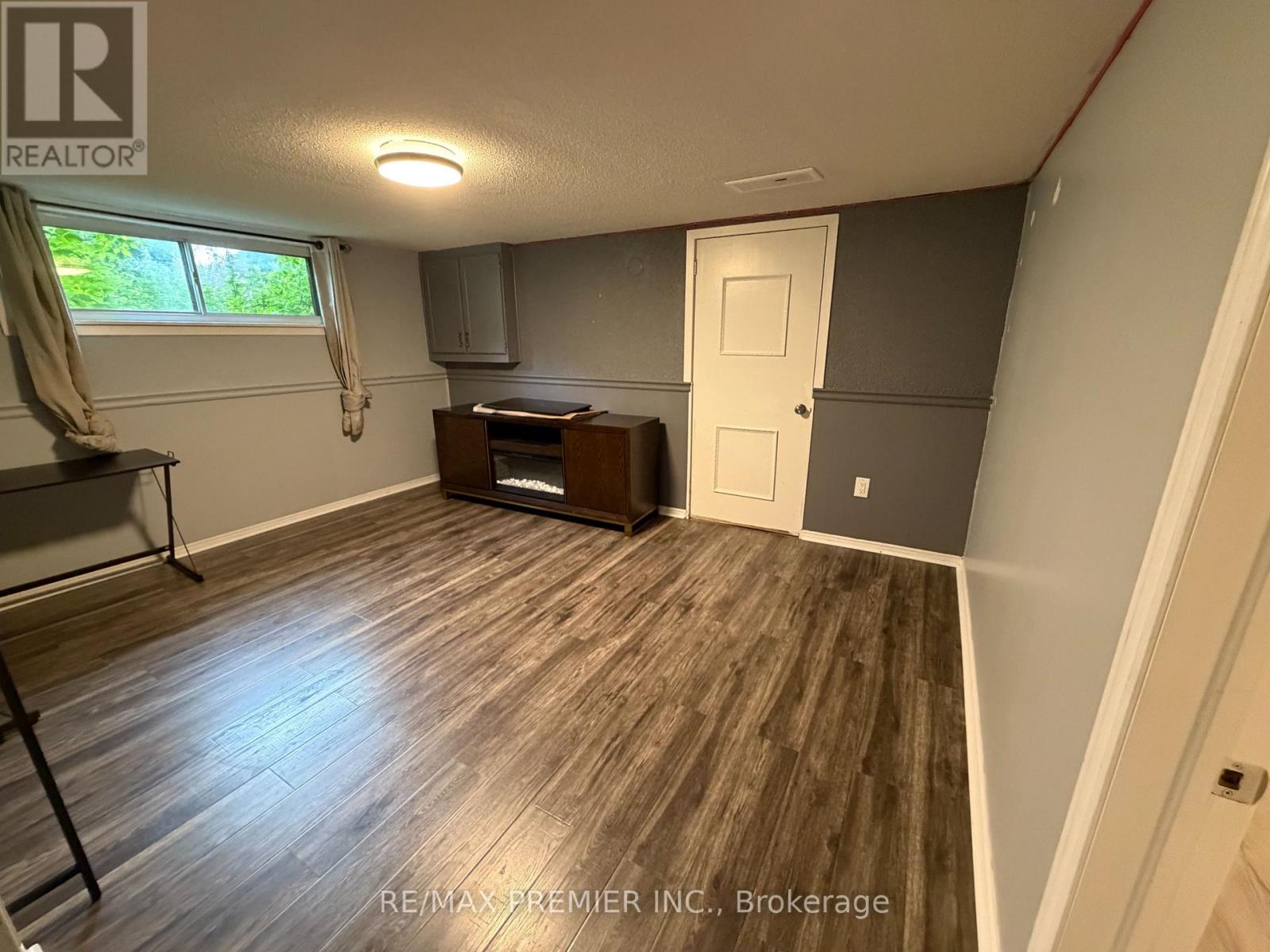 Bsmt - 404 Rustic Road, Toronto, Ontario  M6L 1W7 - Photo 4 - W13251508