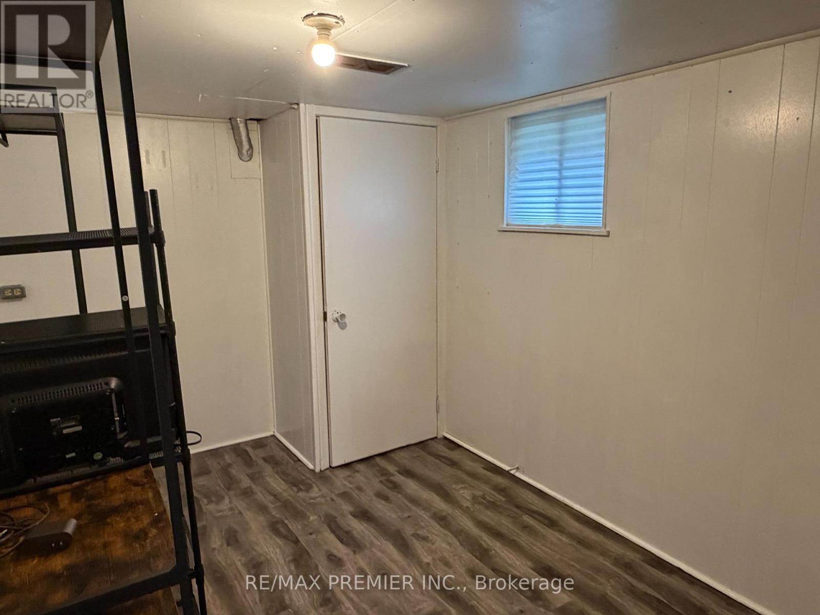 Bsmt - 404 Rustic Road, Toronto, Ontario  M6L 1W7 - Photo 7 - W13251508