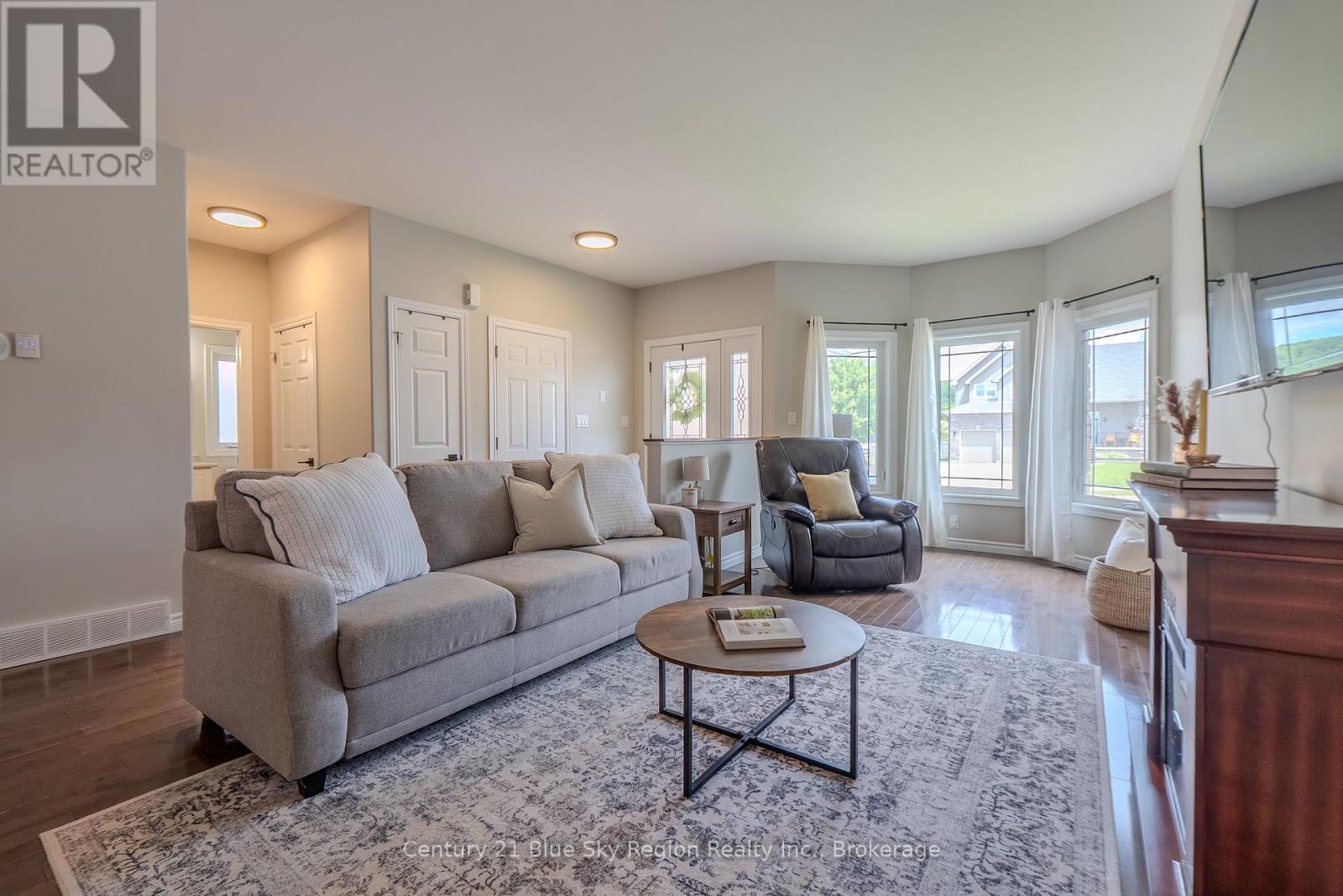 2438 Connaught Avenue, North Bay, Ontario  P1B 0C4 - Photo 5 - X13487532