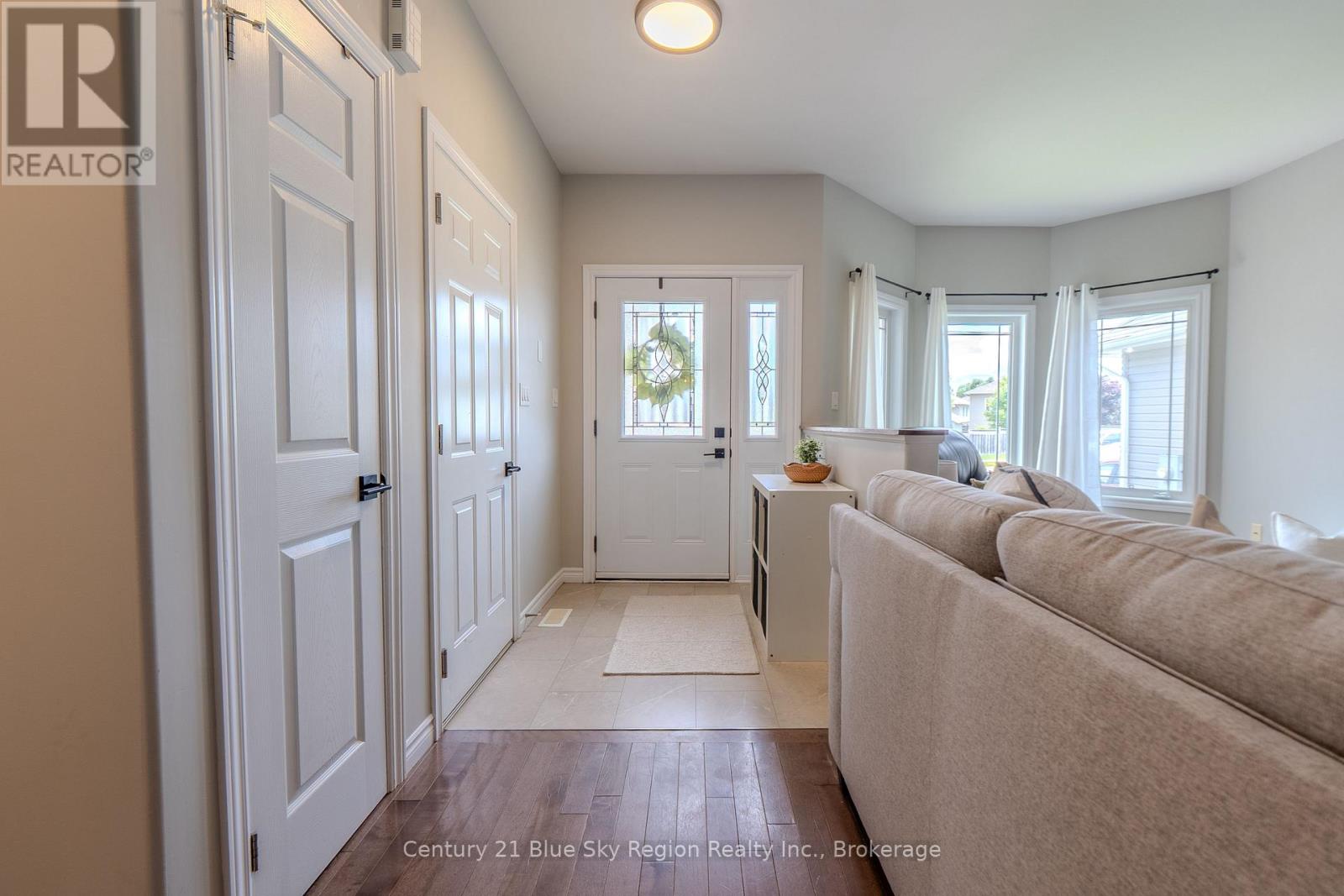 2438 Connaught Avenue, North Bay, Ontario  P1B 0C4 - Photo 8 - X13487532