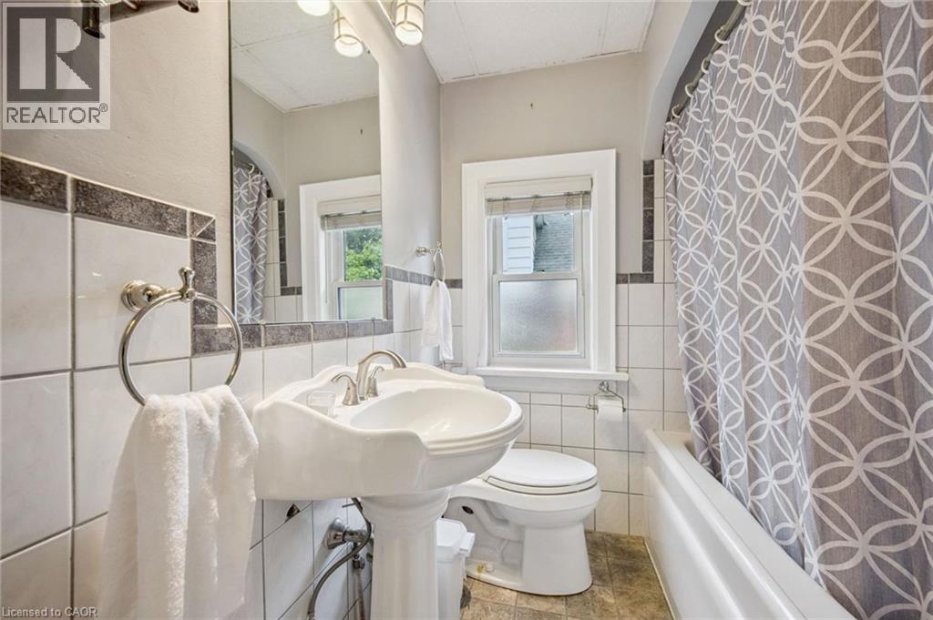 148 Waterloo Street, Waterloo, Ontario  N2J 1Y2 - Photo 17 - 40840441