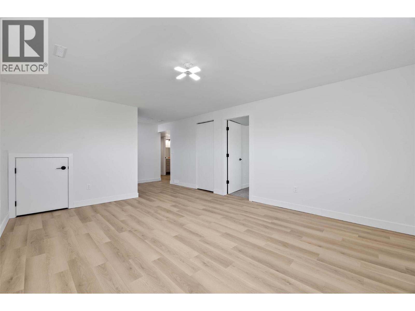 11 Jasper Drive
