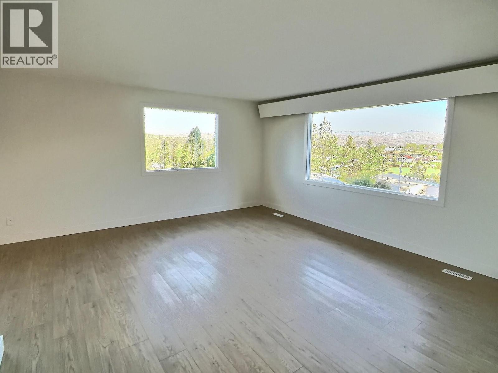 11 Jasper Drive