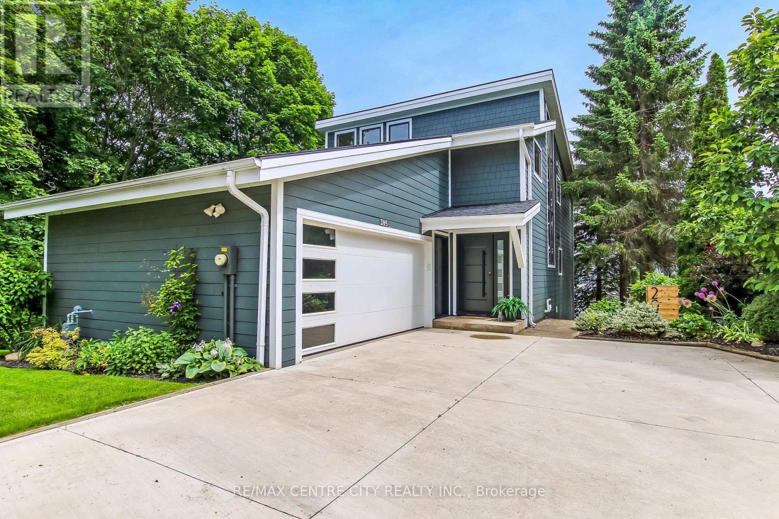 $1,149,900205 Cornell Drive, Central Elgin, Ontario