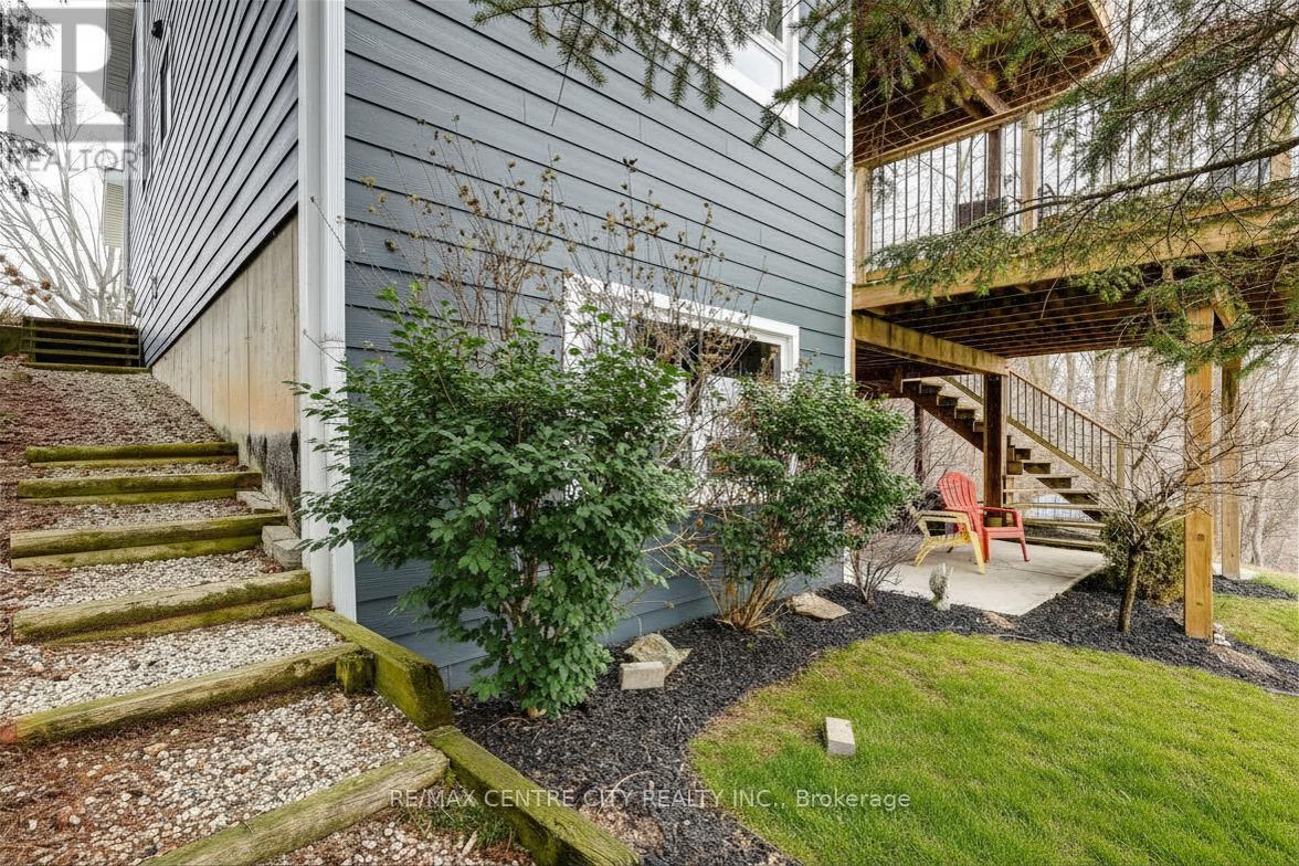 205 Cornell Drive, Central Elgin, Ontario  N5L 1A5 - Photo 37 - X13487540