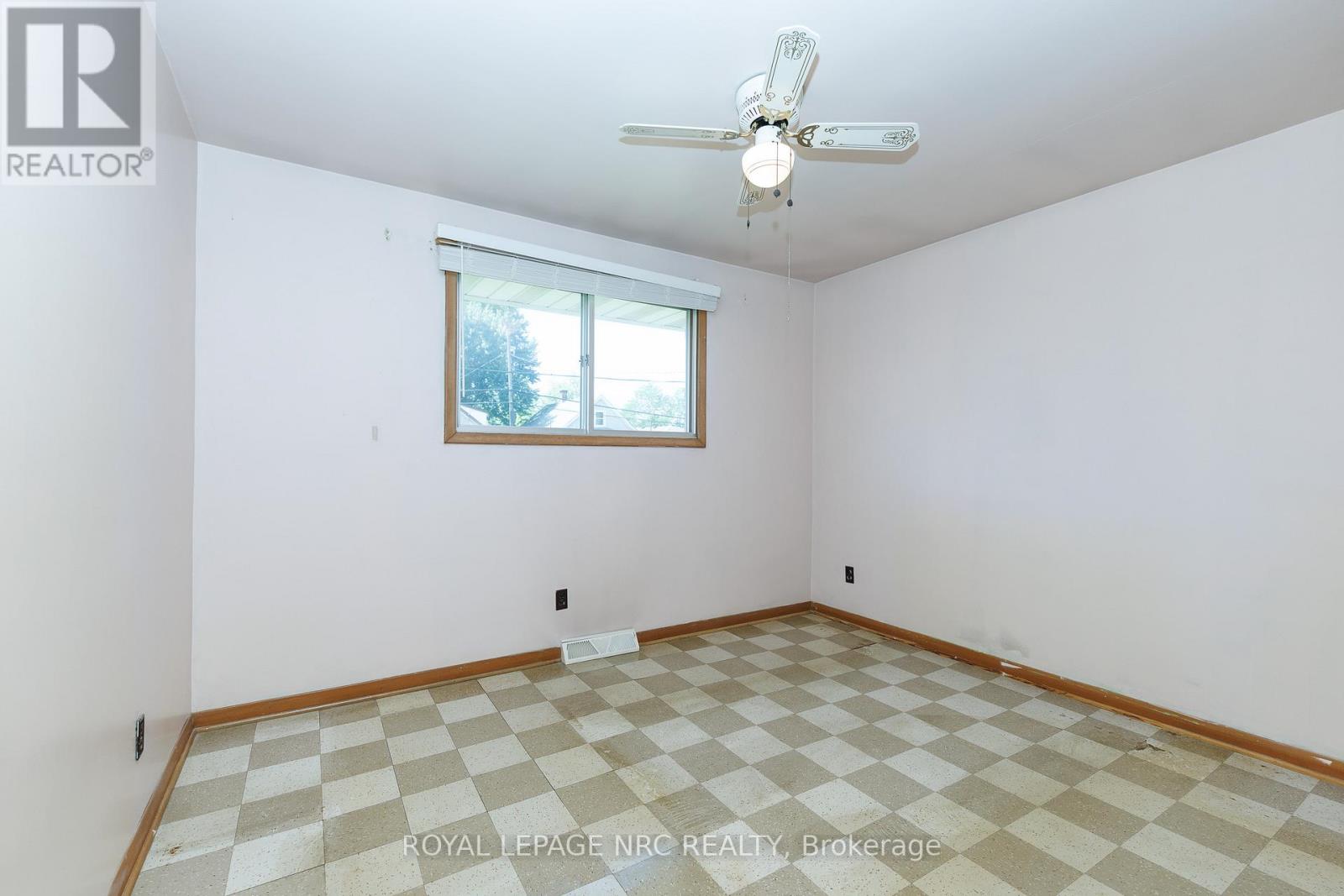 409 Broadway Avenue, Welland, Ontario  L3C 5M3 - Photo 11 - X13486672