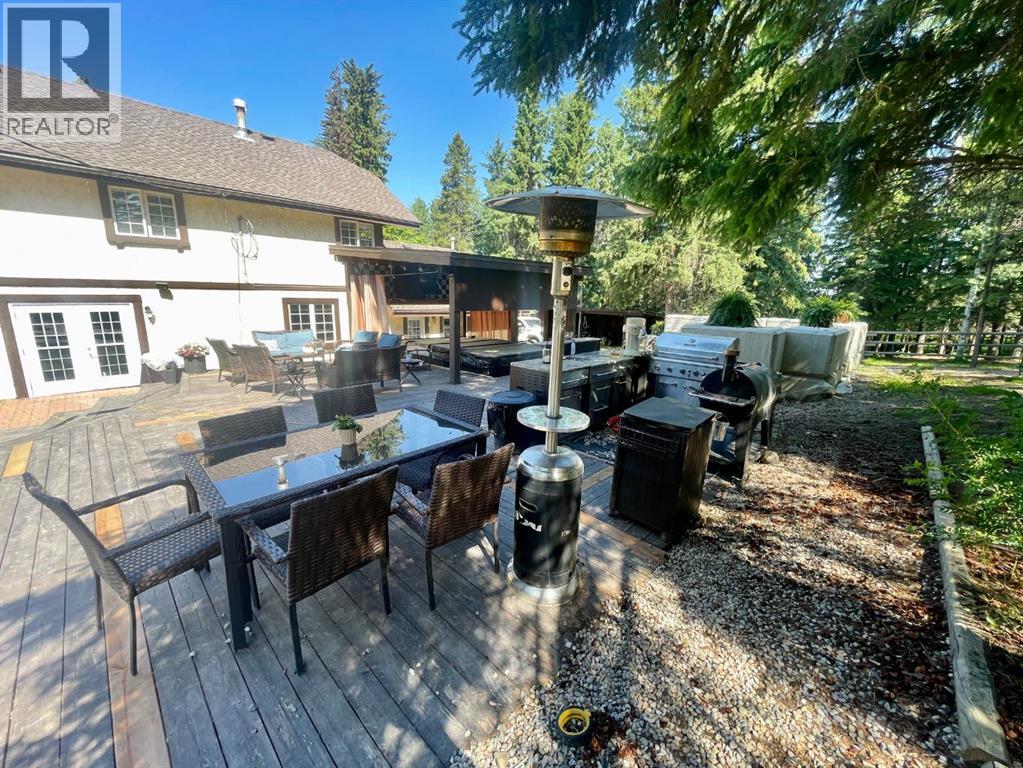 11 Bench Creek Estate, Edson, Alberta  T7E 0B3 - Photo 7 - A2322553
