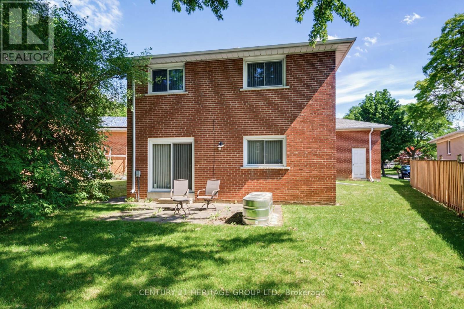 29 Lockmere Terrace, Toronto, Ontario  M2J 2J5 - Photo 25 - C13487514