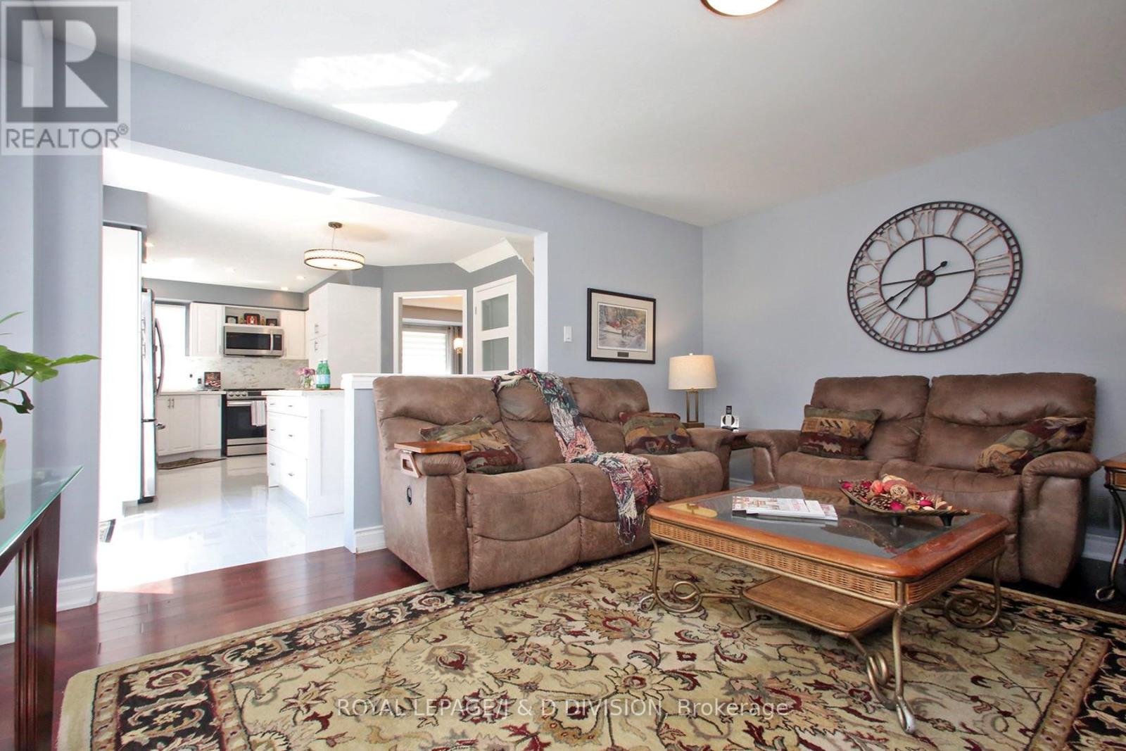 22 Lahaye Drive, Whitby, Ontario  L1P 1L5 - Photo 6 - E13487544