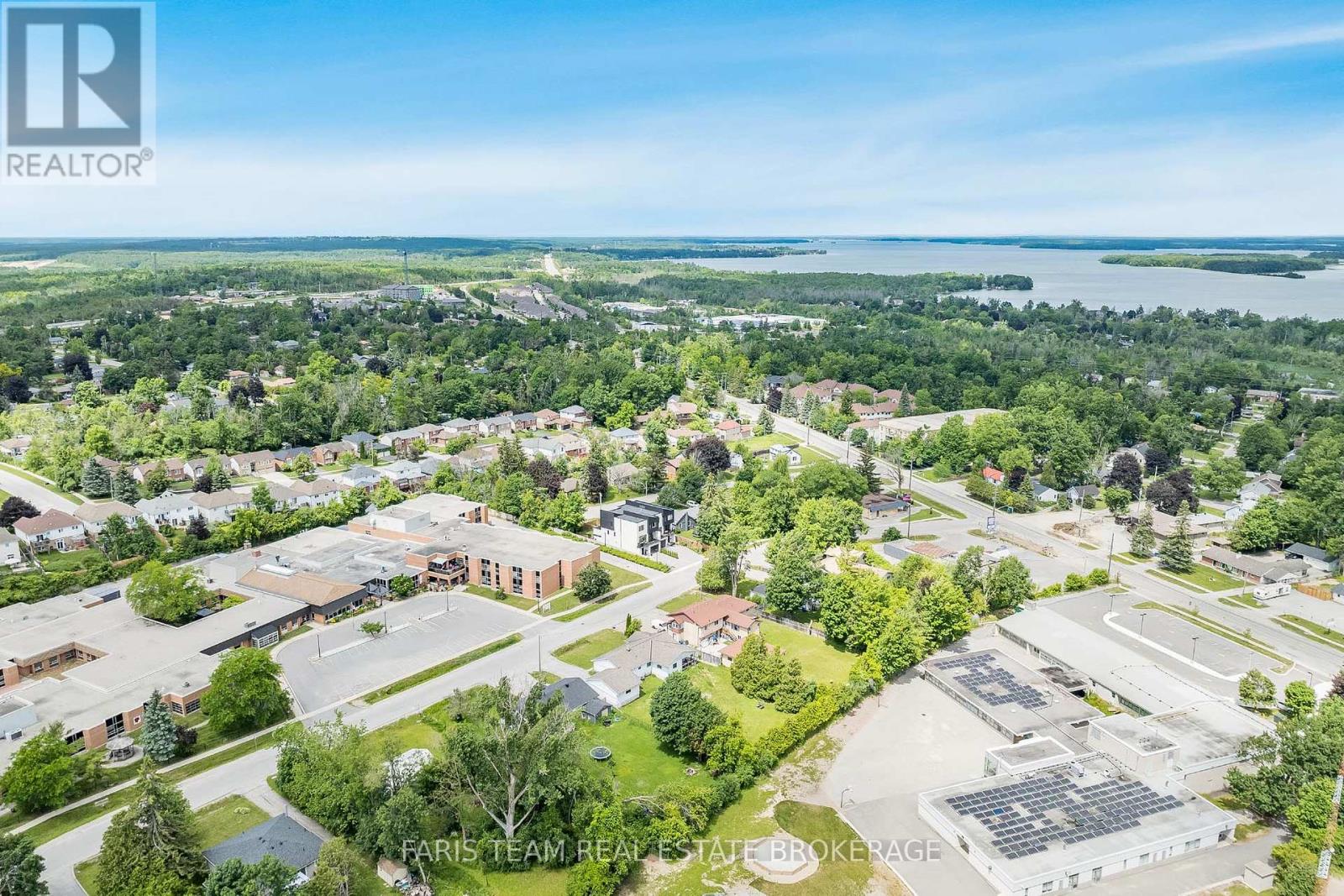 24 Grace Avenue, Orillia, Ontario  L3V 2K2 - Photo 49 - S13487528