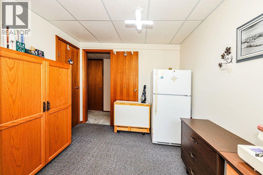 6407 50 Avenue, Camrose, Alberta  T4V 3Z9 - Photo 25 - A2324195