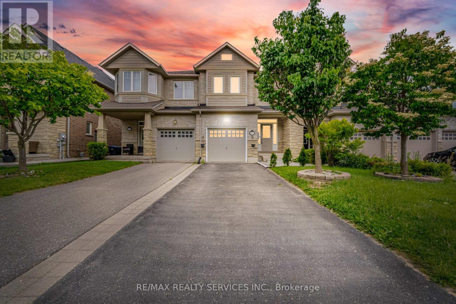 21 WATERVILLE WAY, Caledon, Ontario