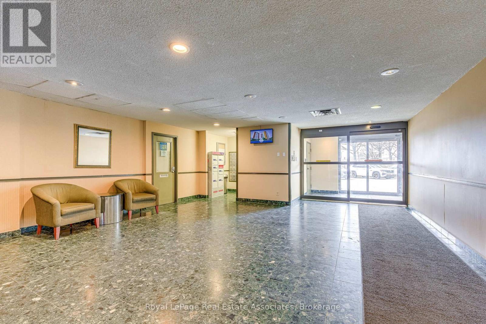 Ph18 - 4185 Shipp Drive, Mississauga, Ontario  L4Z 2Y8 - Photo 5 - W13487538