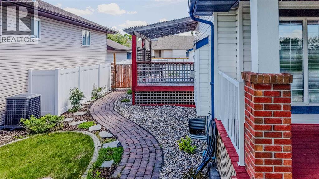 86 Riverstone Boulevard W, Lethbridge, Alberta  T1K 7X5 - Photo 31 - A2322543