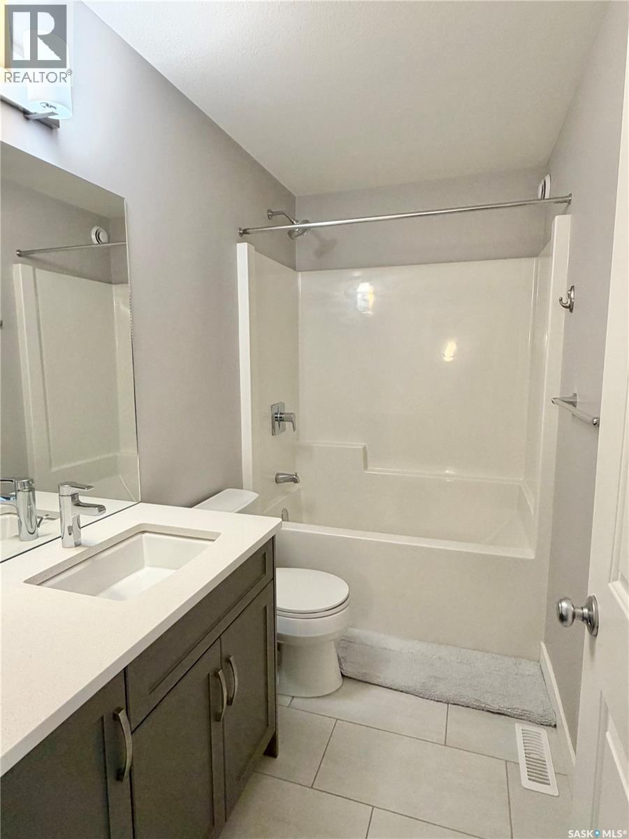 254 Brighton Gate, Saskatoon, Saskatchewan  S7V 0R1 - Photo 31 - SK033900