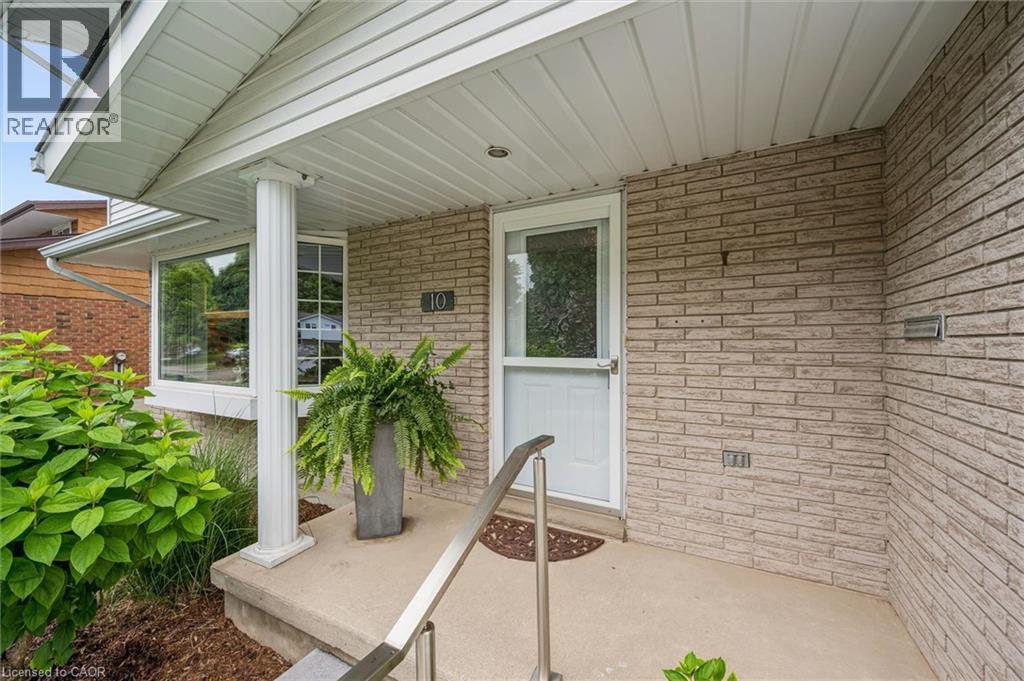 10 Radcliffe Drive, Kitchener, Ontario  N2E 2H3 - Photo 5 - 40842497