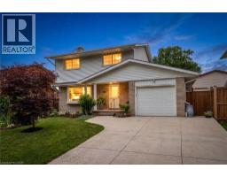 10 RADCLIFFE Drive, Kitchener, Ontario