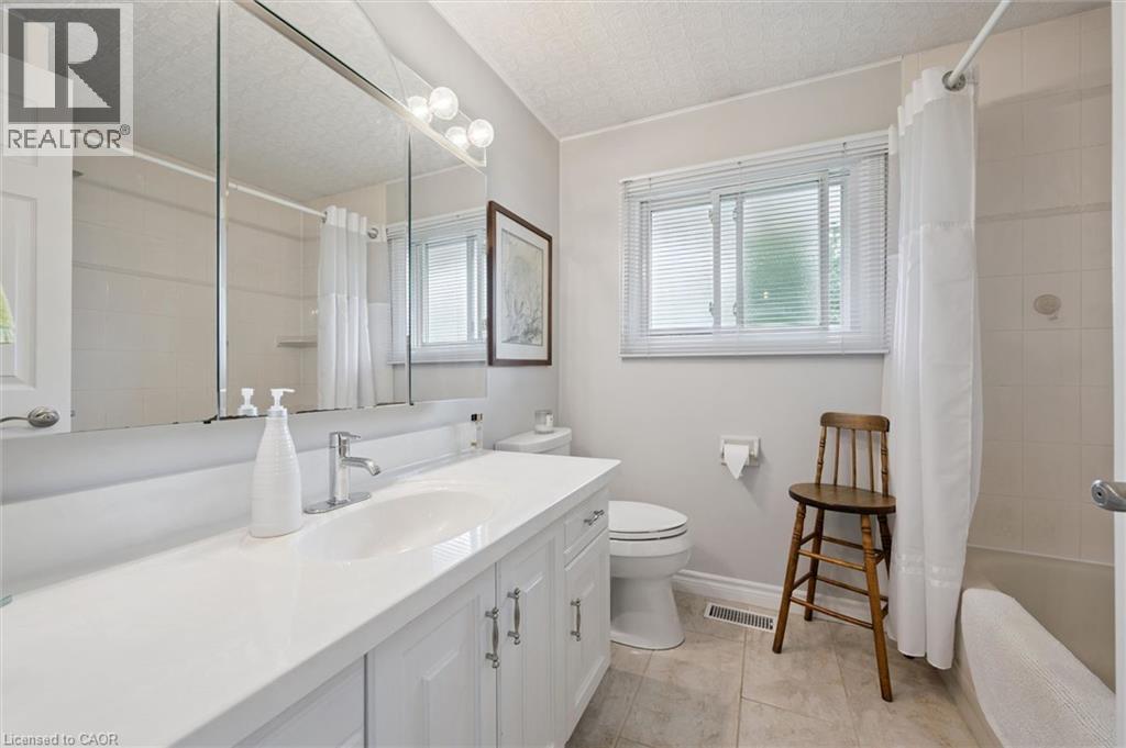 10 Radcliffe Drive, Kitchener, Ontario  N2E 2H3 - Photo 22 - 40842497