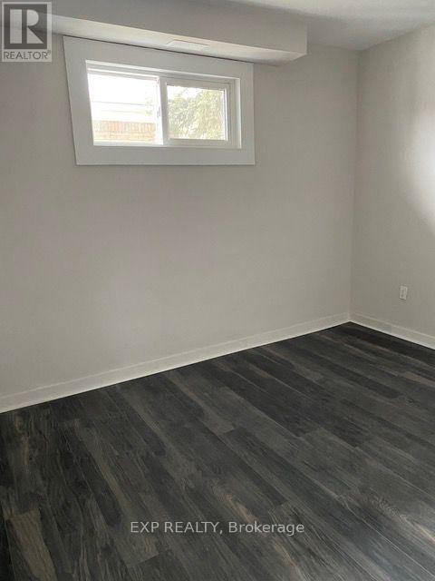 Main - 70 Proctor Boulevard, Hamilton, Ontario  L8M 2M4 - Photo 9 - X13487570