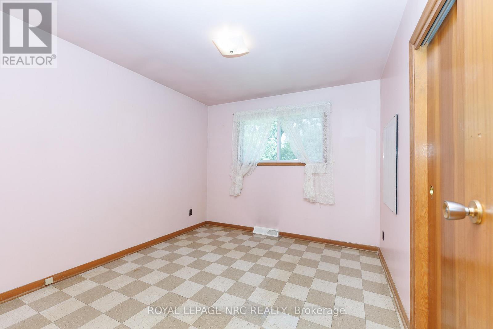 409 Broadway Avenue, Welland, Ontario  L3C 5M3 - Photo 14 - X13486672