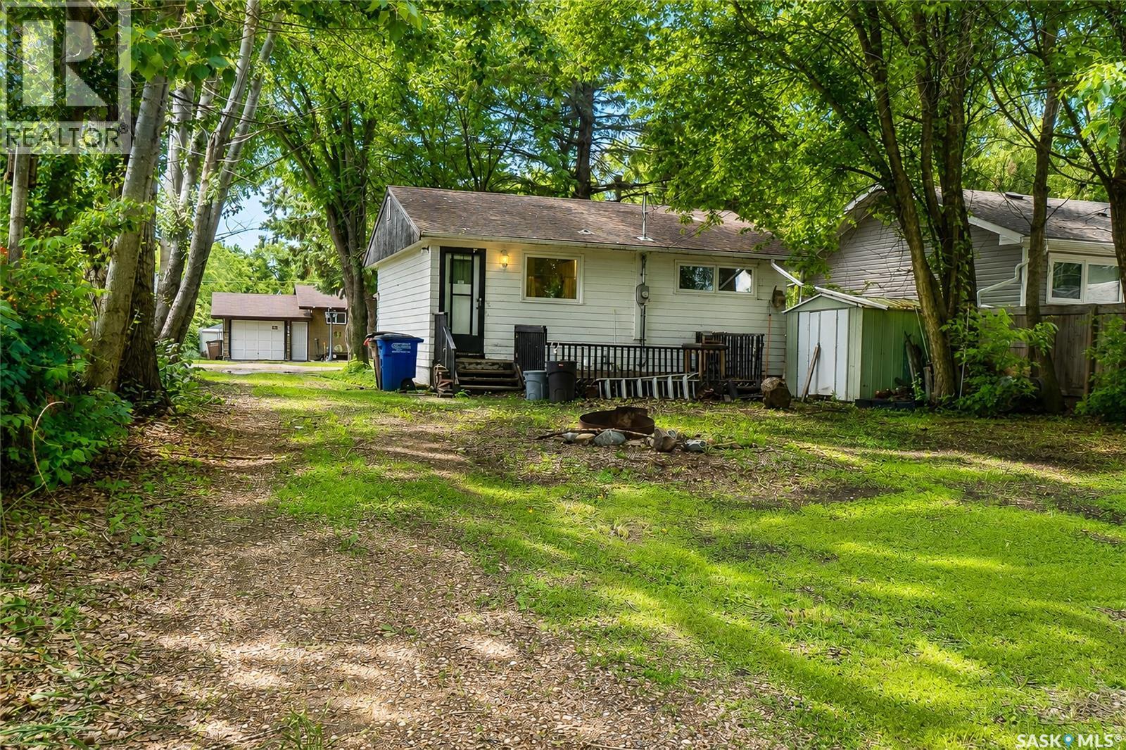 608 3rd Avenue, Cudworth, Saskatchewan  S0K 1B0 - Photo 22 - SK040552