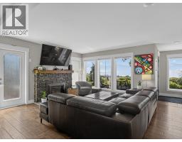 2715 Boucherie Road, West Kelowna, British Columbia  V1Z 2G3 - Photo 9 - 10381261