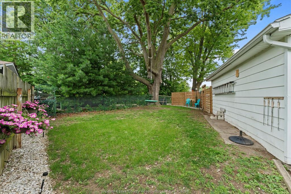 221 Centre Street East, Harrow, Ontario N0R 1G0 - Photo 31 - 26015177