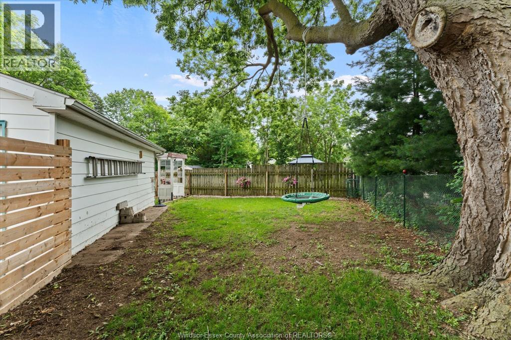 221 Centre Street East, Harrow, Ontario N0R 1G0 - Photo 32 - 26015177