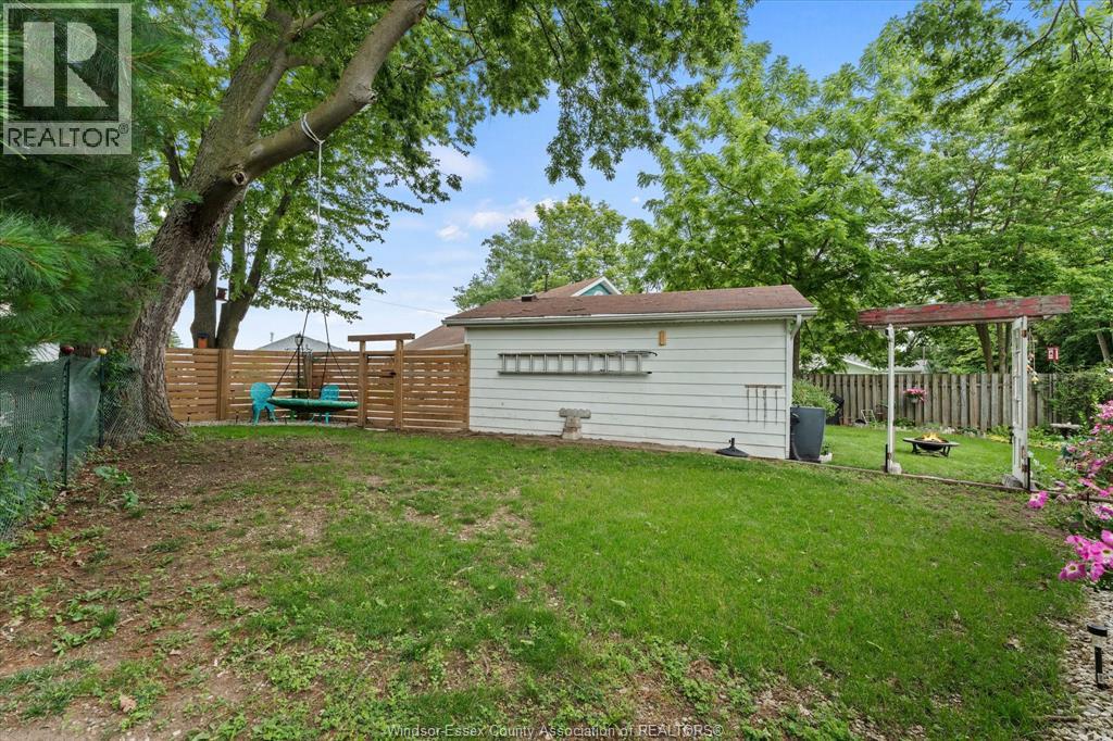 221 Centre Street East, Harrow, Ontario N0R 1G0 - Photo 33 - 26015177