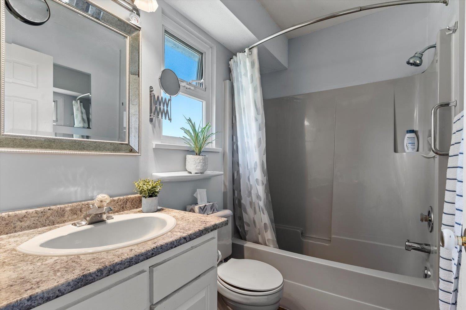 47465 Swallow Crescent, Little Mountain, Chilliwack, British Columbia  V2P 7P8 - Photo 21 - R3139480