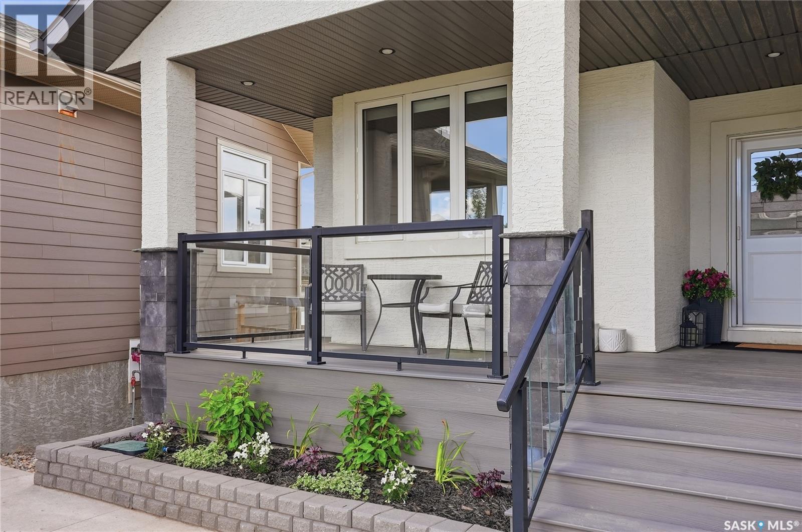 130 Sinclair Crescent, Saskatoon, Saskatchewan  S7V 0A4 - Photo 3 - SK040479