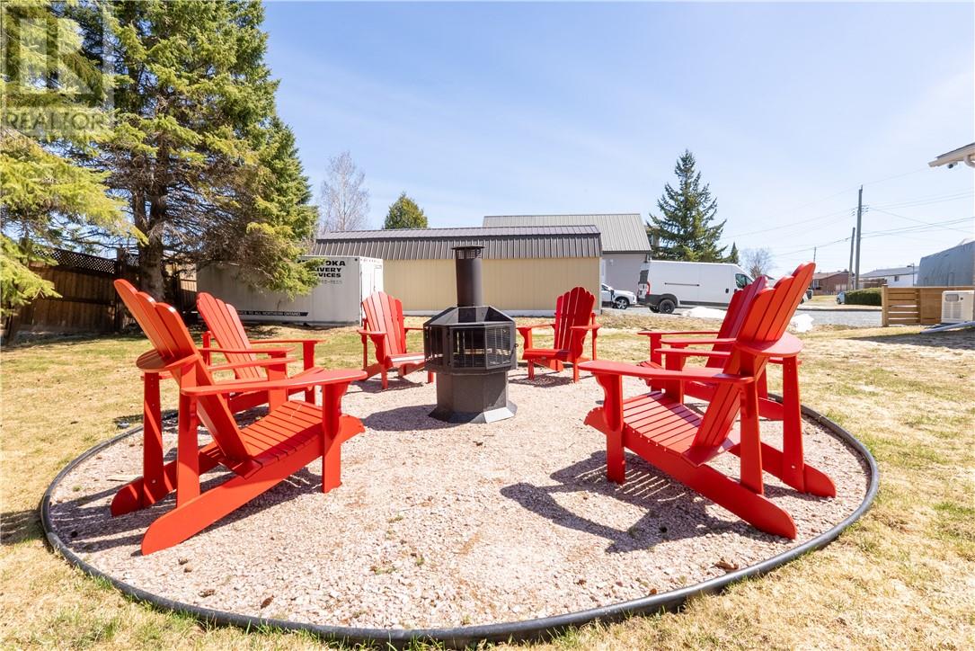 52 Cecil Street, Garson, Ontario  P3L 1M6 - Photo 14 - 2128836