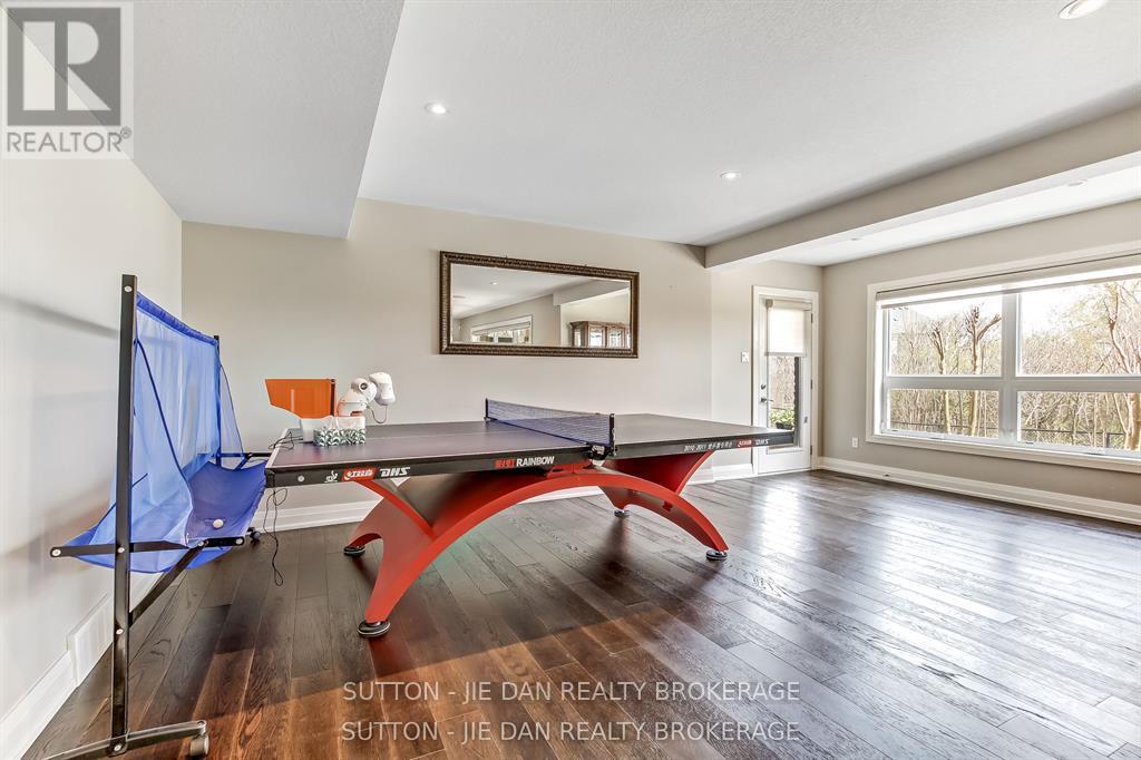 115 Pebblecreek Walk, London North, Ontario  N6G 0K4 - Photo 32 - X13483114