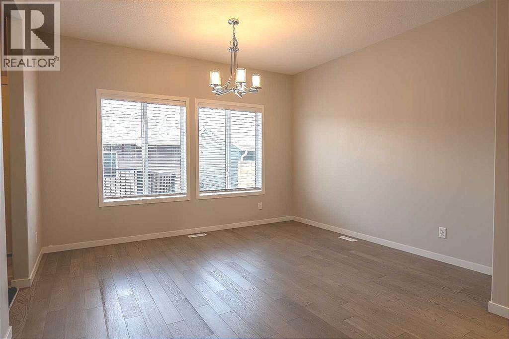 124 Howse Avenue NE, Calgary, Alberta  T3P 0W1 - Photo 9 - A2322654