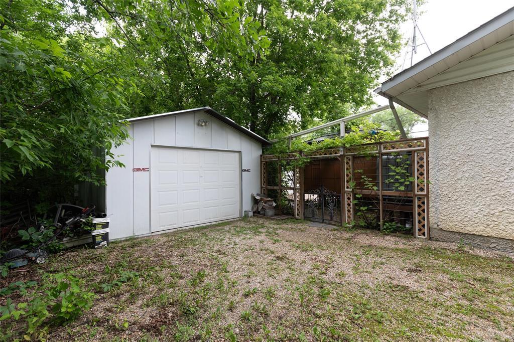 121 Oakview Avenue, Mitchell, Manitoba  R5G 1H4 - Photo 21 - 202614835