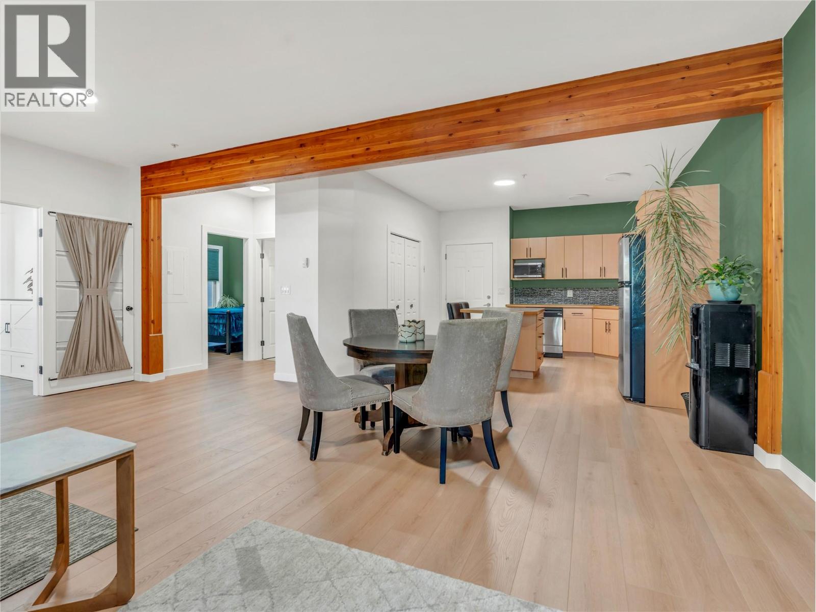 857 Fairview Road Unit# 101, Penticton, British Columbia  V2A 5Y7 - Photo 2 - 10392674