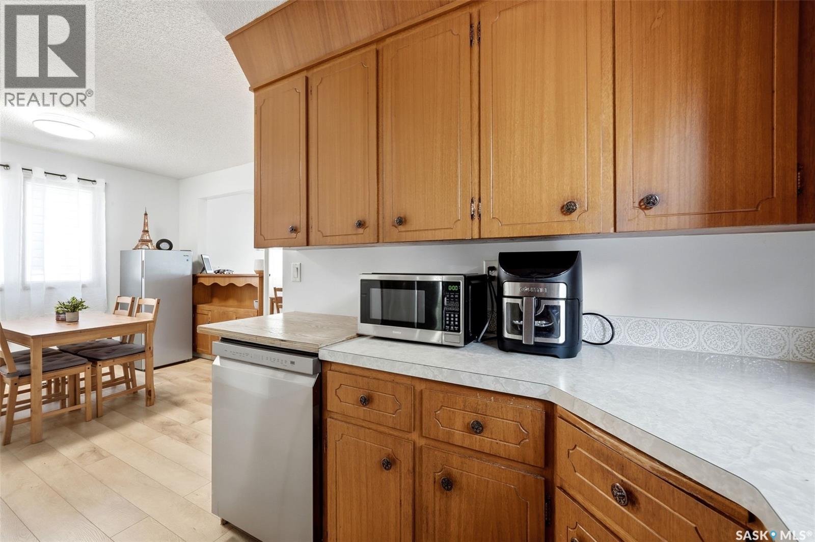 2172 Reynolds Street, Regina, Saskatchewan  S4N 3N1 - Photo 7 - SK040473