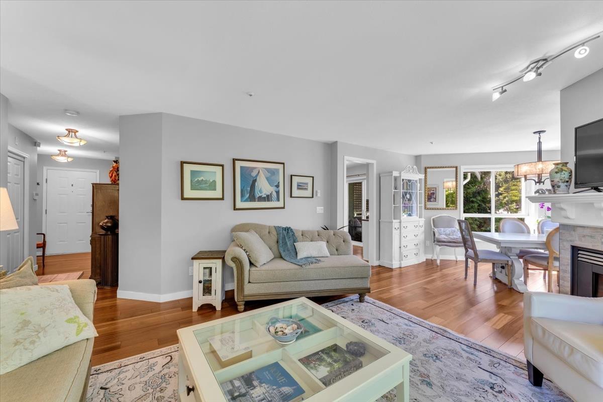 312 15555 16 Avenue, Surrey, British Columbia  V4A 1R7 - Photo 6 - R3138557