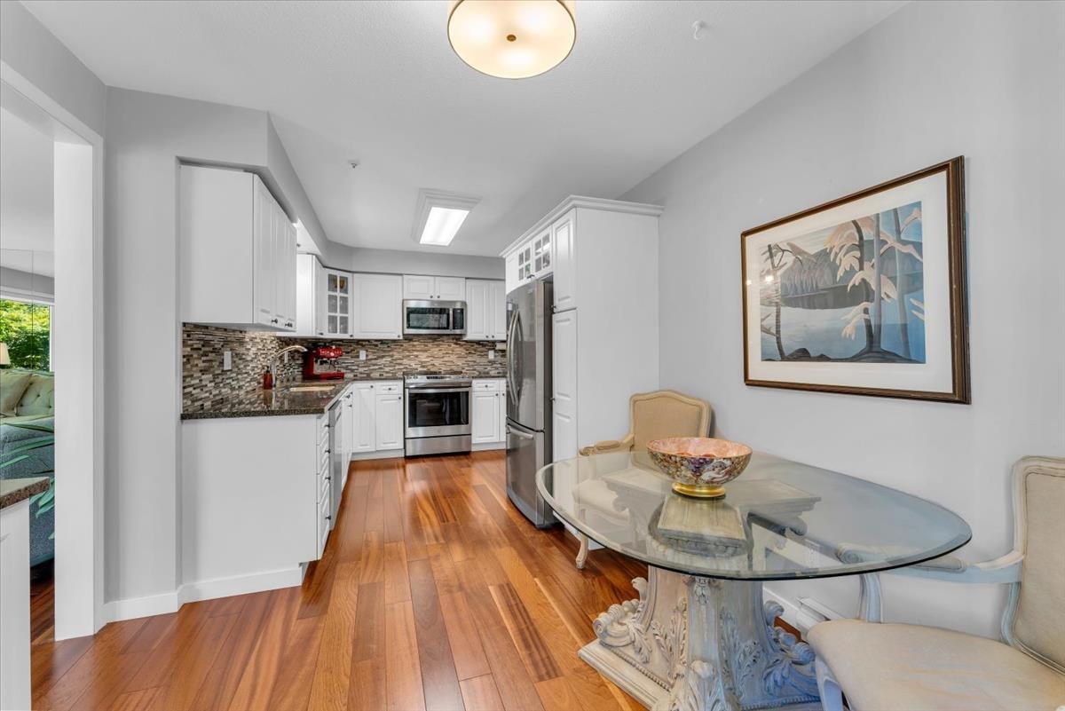 312 15555 16 Avenue, Surrey, British Columbia  V4A 1R7 - Photo 8 - R3138557