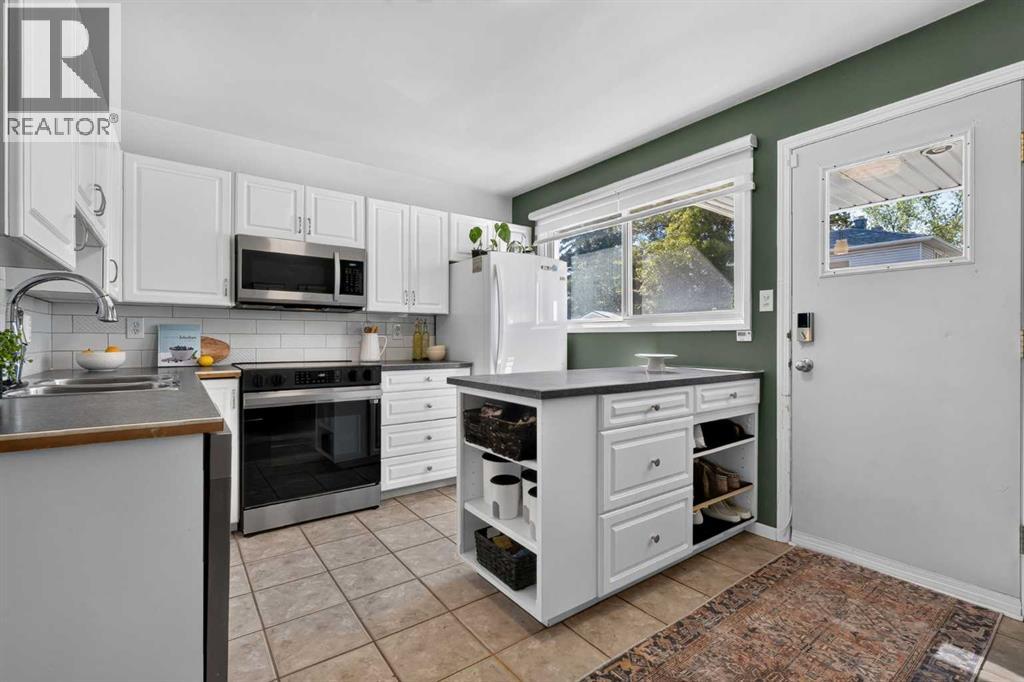 513 Killarney Glen Court Sw, Calgary, Alberta  T3E 7H4 - Photo 10 - A2323734