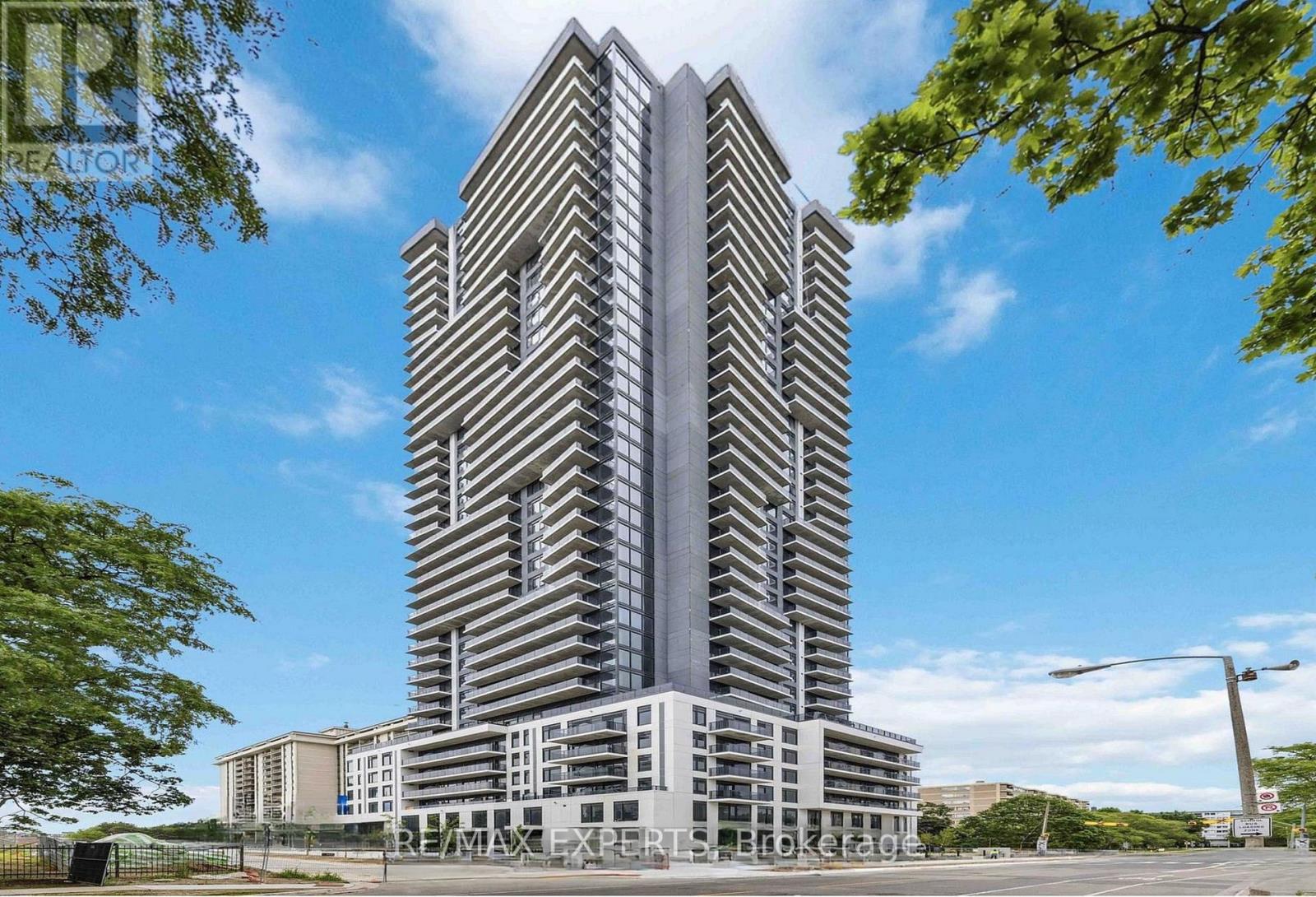 410 - 15 DAVID SALOMON DRIVE, Toronto, Ontario