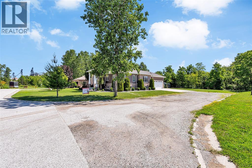 10 Lisa Street, Wheatley, Ontario  N0P 2P0 - Photo 2 - 26015204