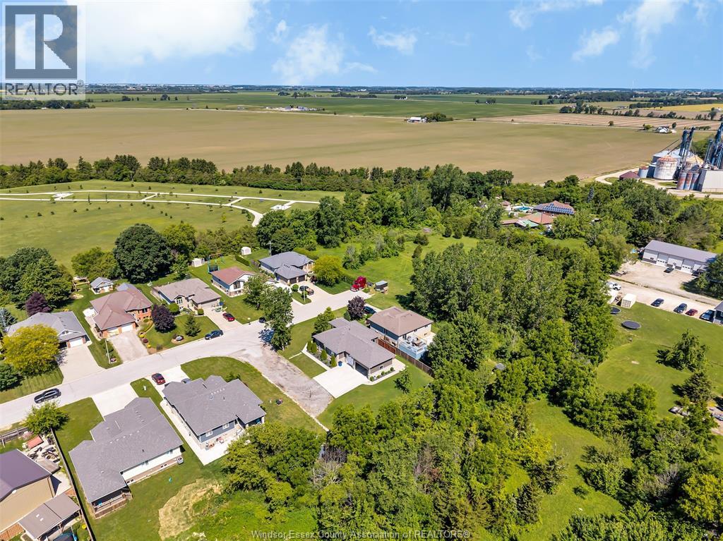 10 Lisa Street, Wheatley, Ontario  N0P 2P0 - Photo 40 - 26015204