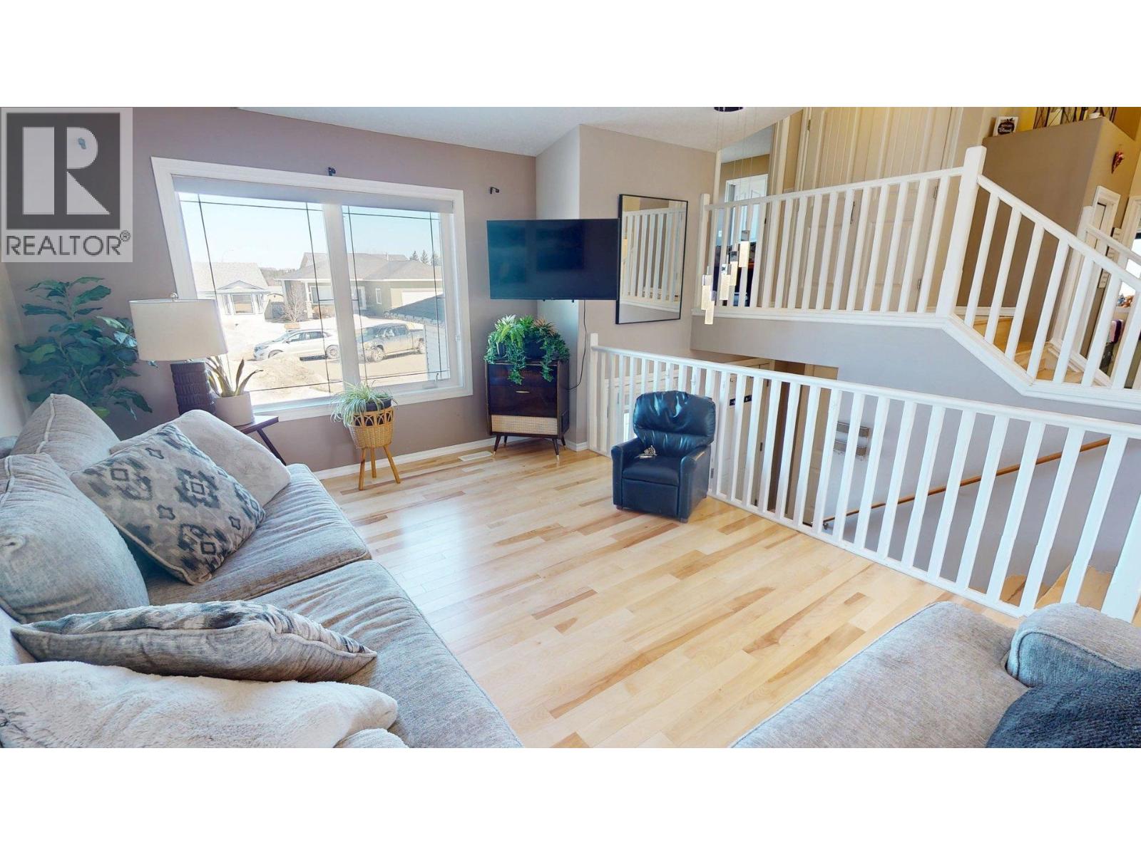 9611 113 Avenue, Fort St. John, British Columbia  V1J 7J1 - Photo 3 - R3139759