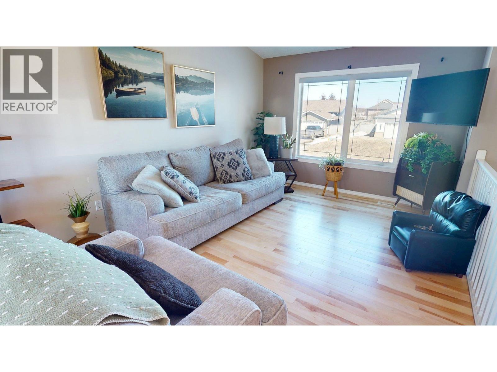 9611 113 Avenue, Fort St. John, British Columbia  V1J 7J1 - Photo 2 - R3139759
