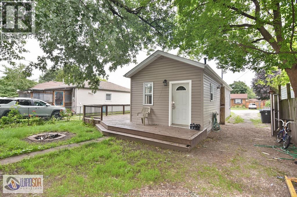 2591 Meighen Road, Windsor, Ontario  N9A 2S6 - Photo 8 - 26013264