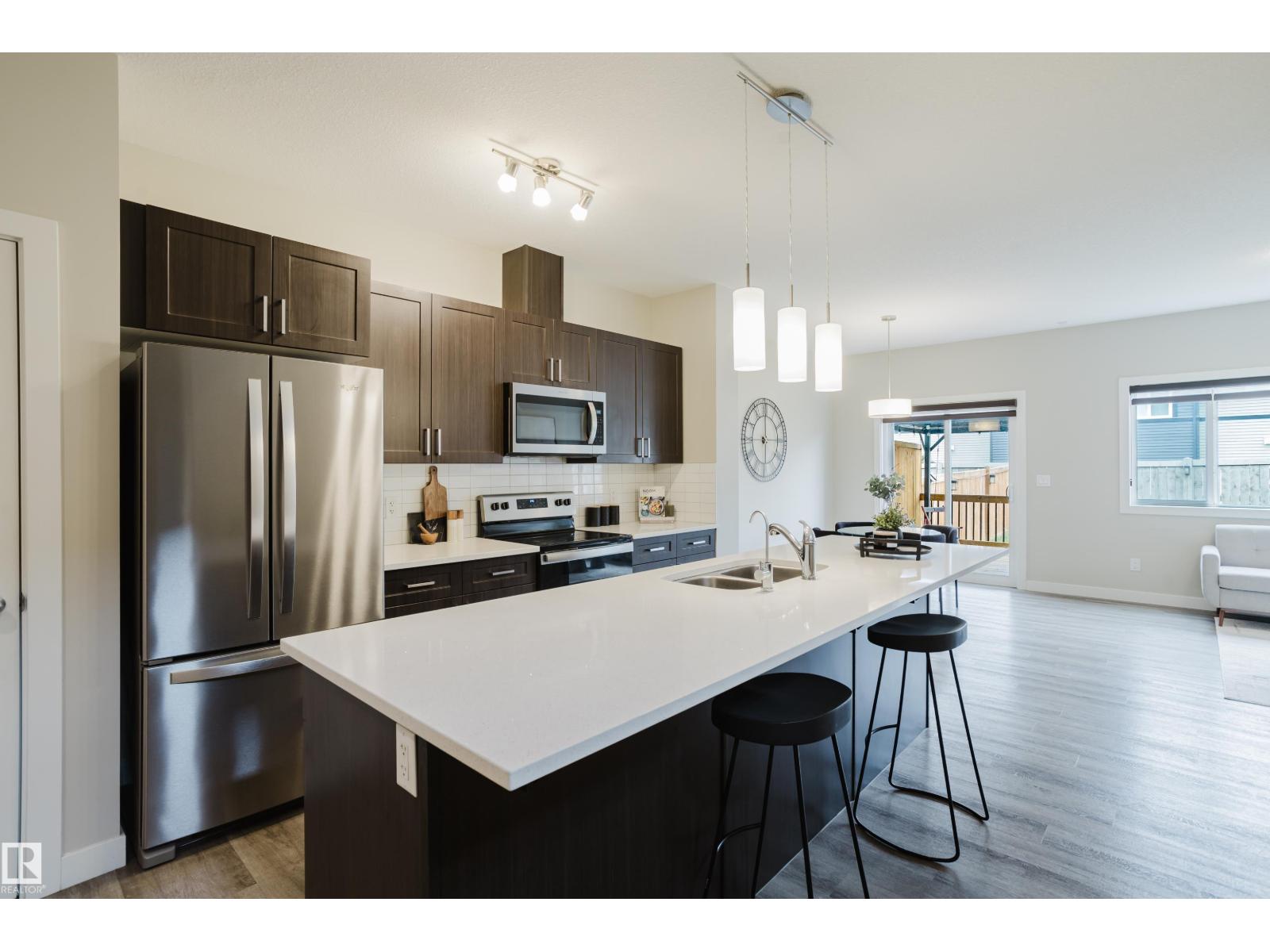 9142 Pear Dr Sw, Edmonton, Alberta  T6X 2N8 - Photo 3 - E4491852