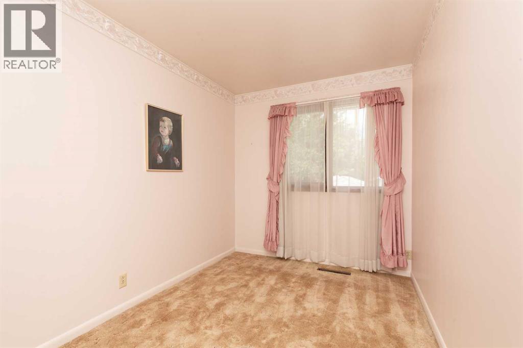 2209 8a Avenue S, Lethbridge, Alberta  T1J 1S7 - Photo 10 - A2322458