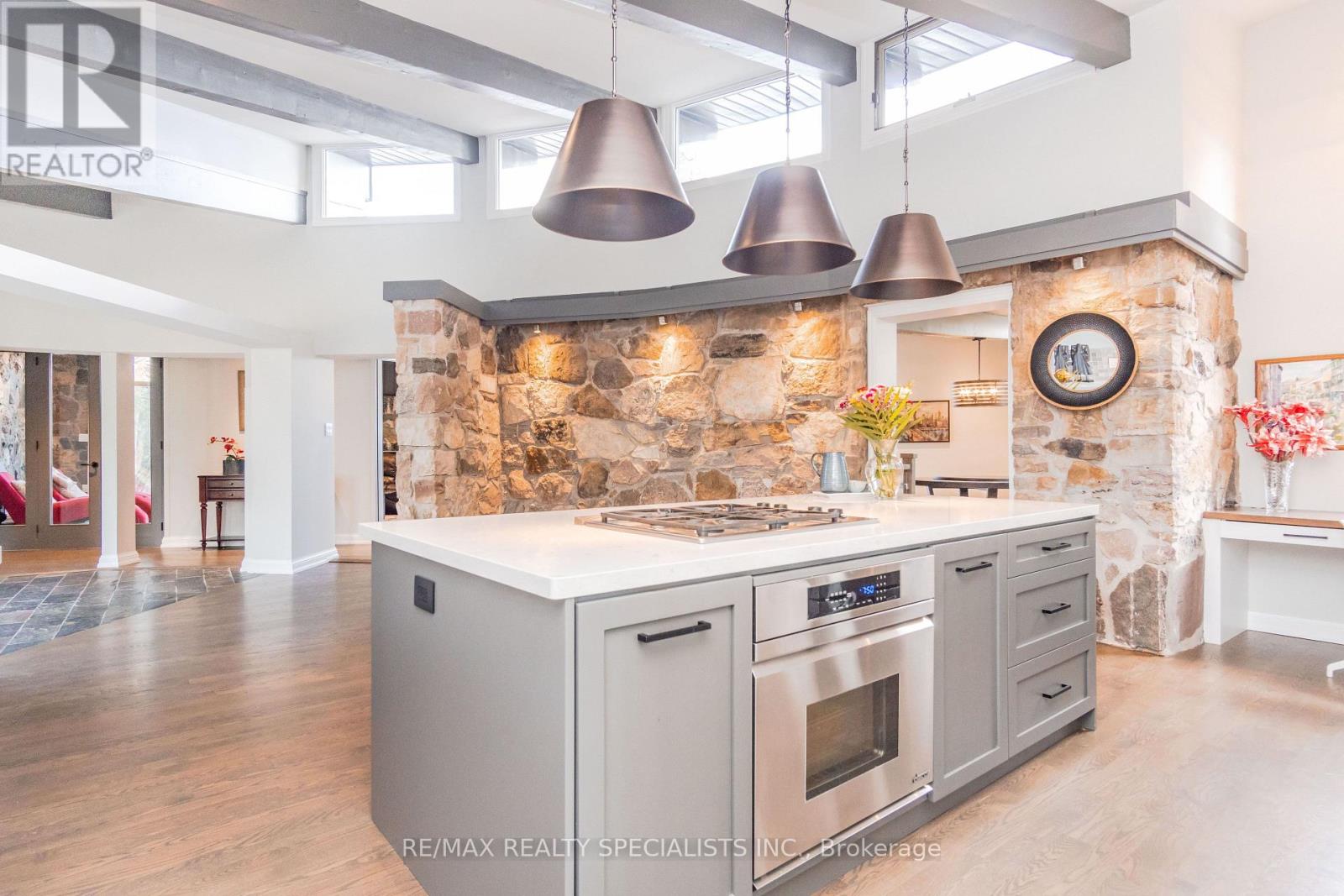 16167 Mclaughlin Road, Caledon, Ontario  L7C 1J4 - Photo 8 - W13461856